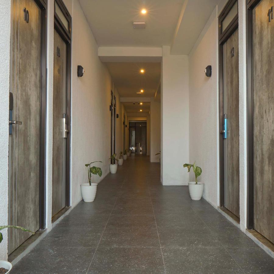 Dparagon Malioboro Джокякарта Екстериор снимка